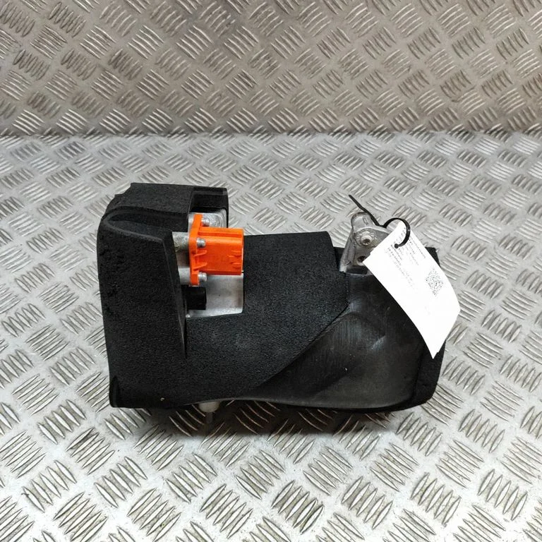 Air conditioning (A/C) compressor (pump) 158266800H