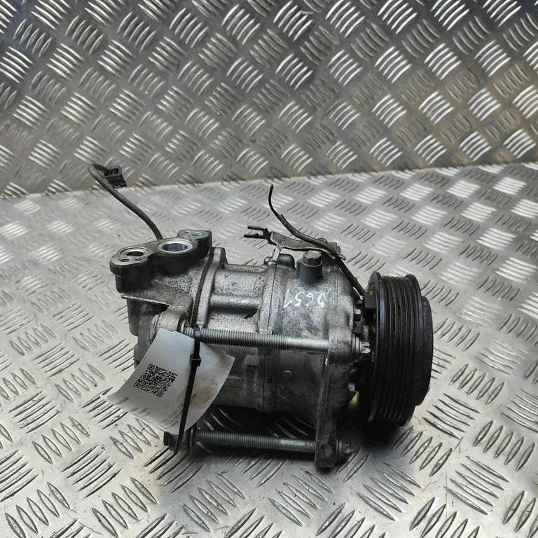 Air conditioning (A/C) compressor (pump) GE4471404752