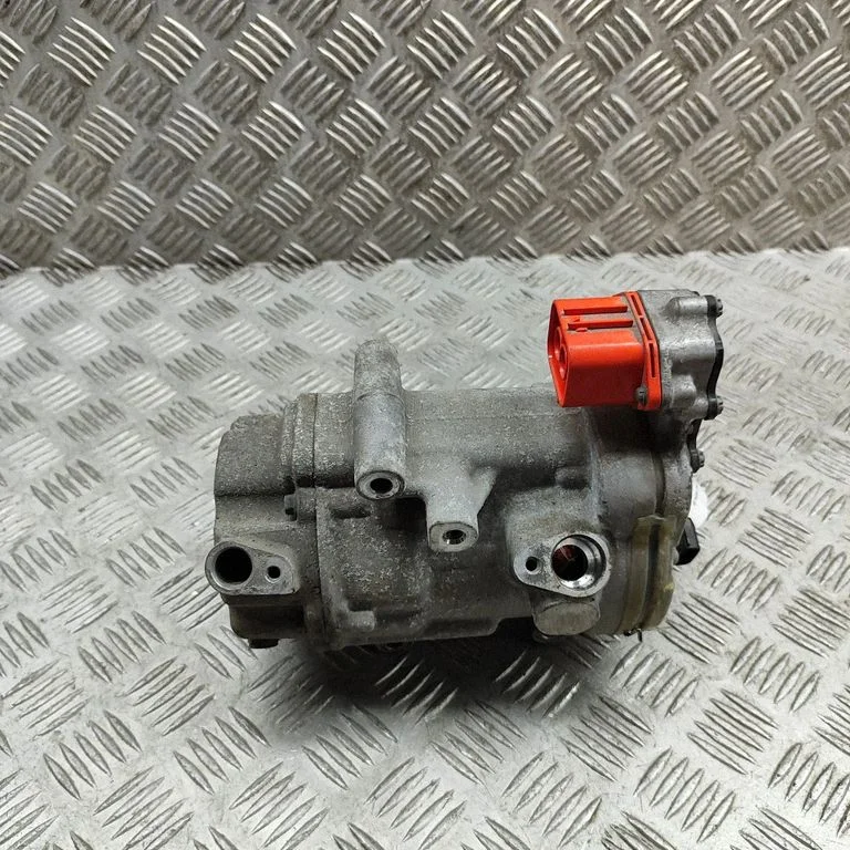 Air conditioning (A/C) compressor (pump) 0424000510