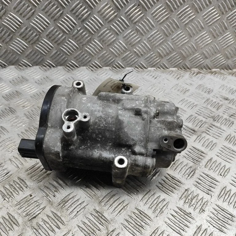 Kliimakompressor (pump) 8837033040