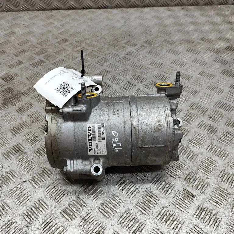 Air conditioning (A/C) compressor (pump) – Volvo V60 (2018-)
