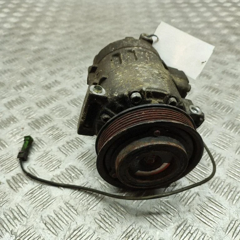 Kliimakompressor (pump) – Audi A8 S8 D2 4D (1994-2002)