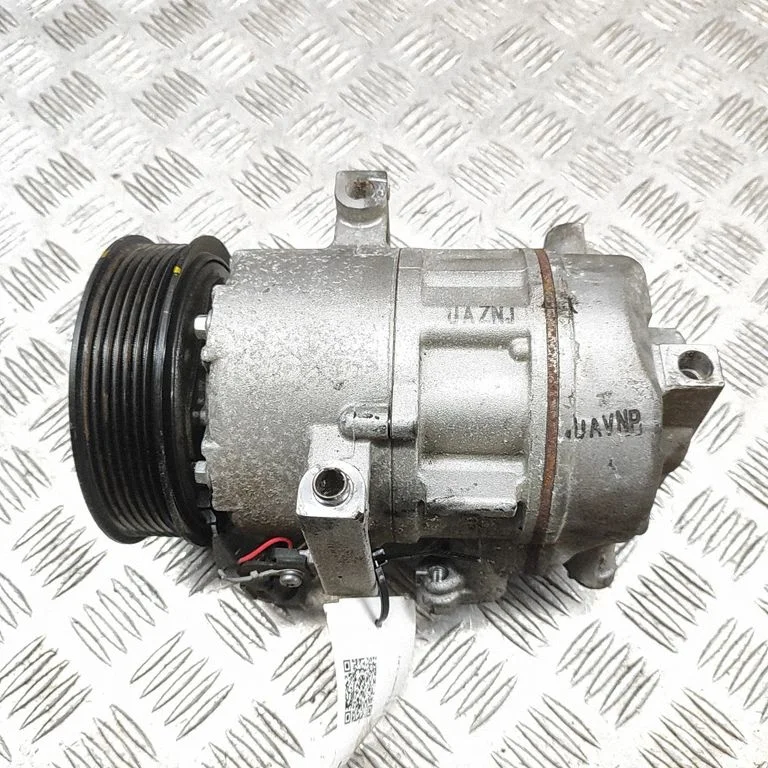Sprężarka klimatyzacji 97701D7550