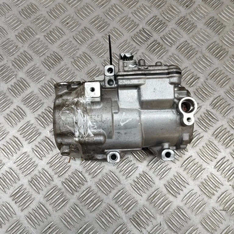 Kliimakompressor (pump) – Lexus GS 250 350 300H 450H (2013-)