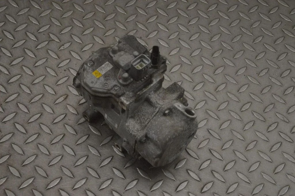 Air conditioning (A/C) compressor (pump) 00264