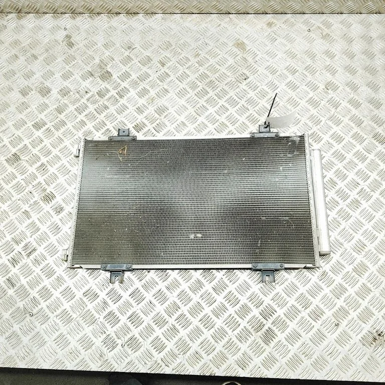 Gaisa kondicioniera dzesēšanas radiators (kondensators) 9531061M00