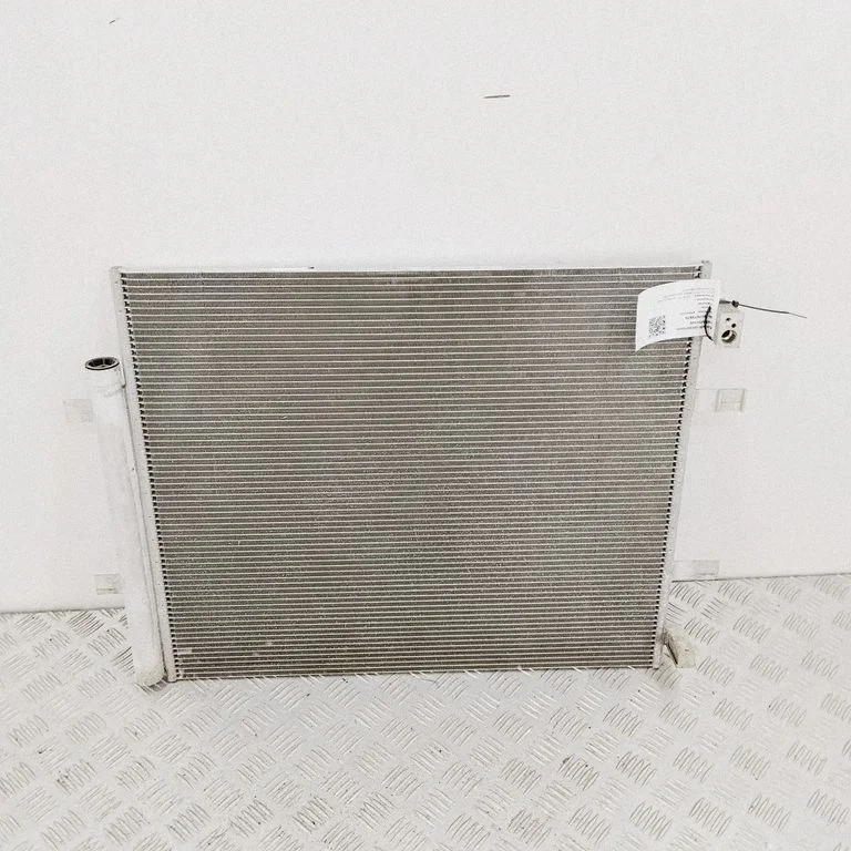 Gaisa kondicioniera dzesēšanas radiators (kondensators) 1EA816411A