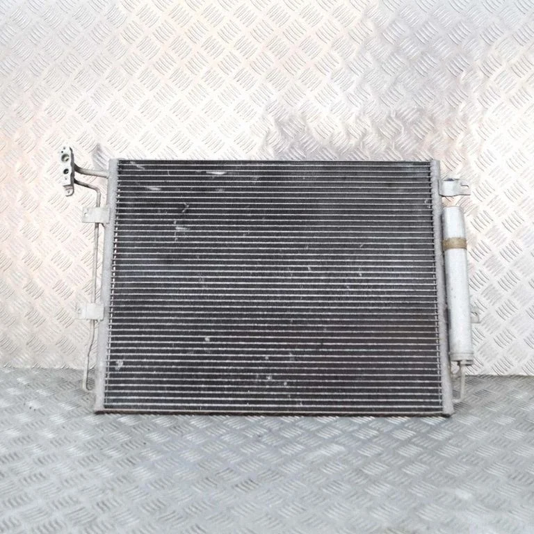 A/C cooling radiator (condenser) – Land Rover Discovery 4 - LR4 (2010-2016)