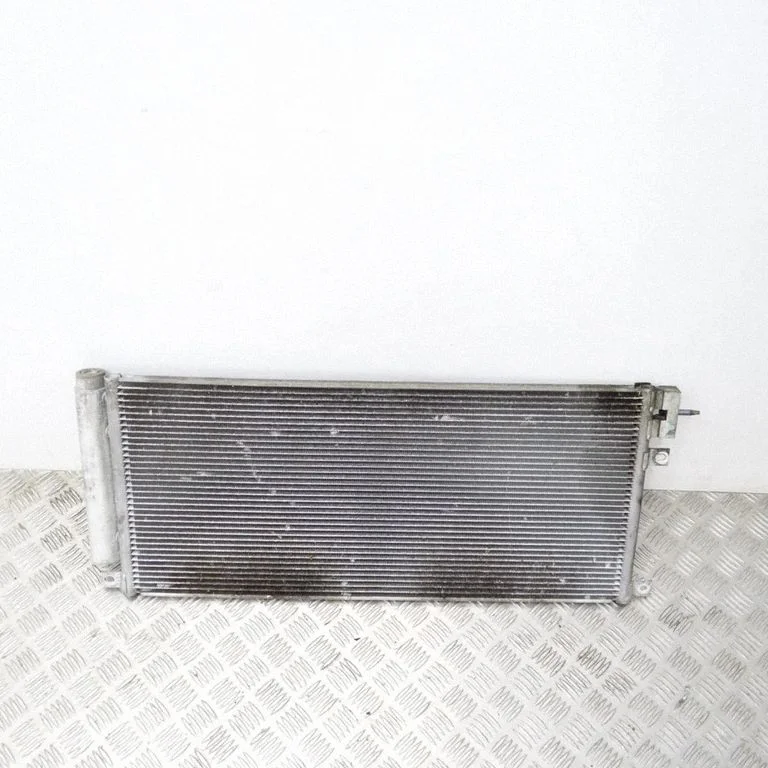 Kliimaseadme jahutusradiaator (kondensaator) 95321793