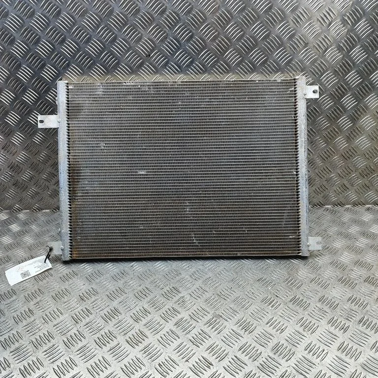 Gaisa kondicioniera dzesēšanas radiators (kondensators) KD8105020
