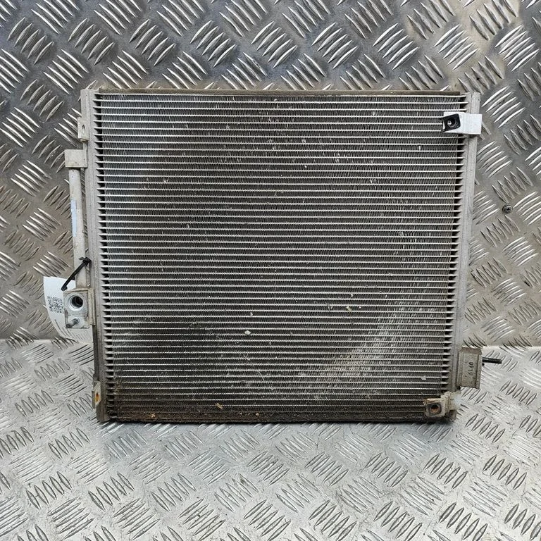 Gaisa kondicioniera dzesēšanas radiators (kondensators) 600761000B