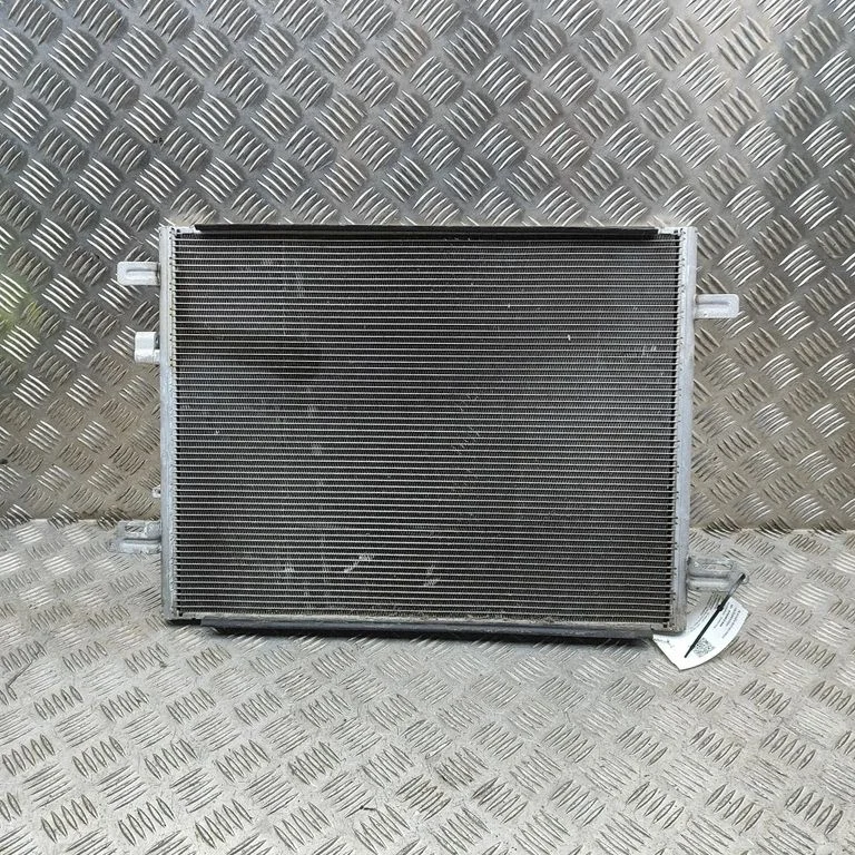Gaisa kondicioniera dzesēšanas radiators (kondensators) MF4477607410