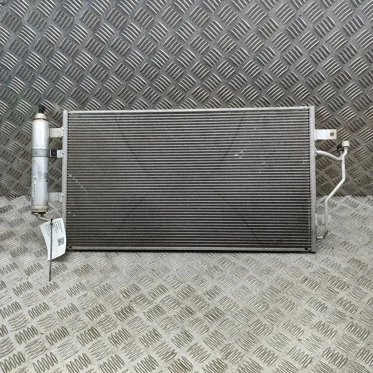Gaisa kondicioniera dzesēšanas radiators (kondensators) 921003NL1B