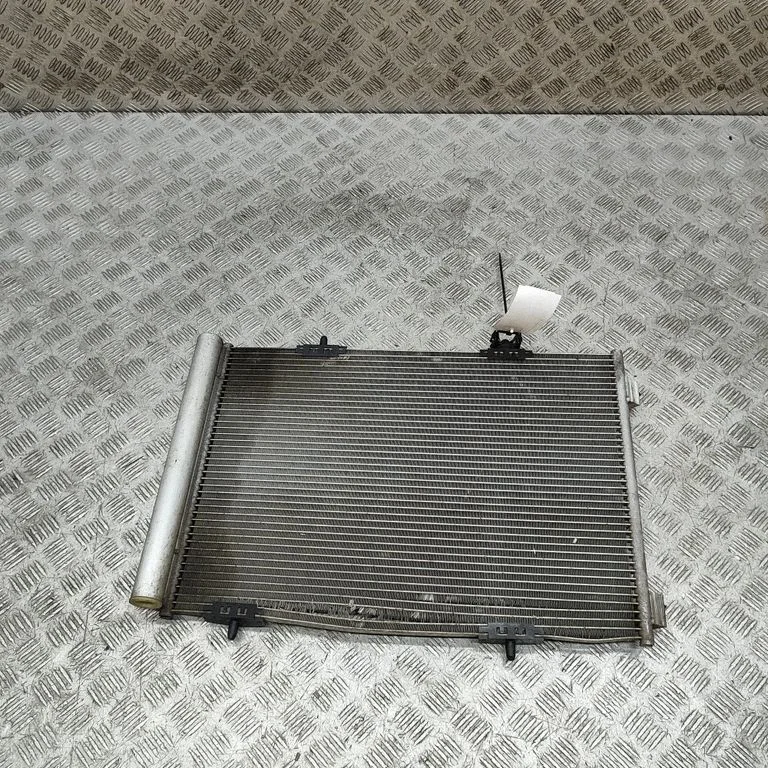 Gaisa kondicioniera dzesēšanas radiators (kondensators) 9683562980