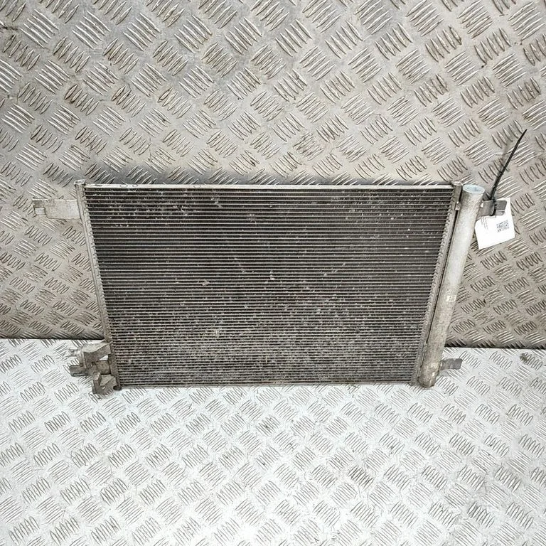 Gaisa kondicioniera dzesēšanas radiators (kondensators) 5Q0816411B