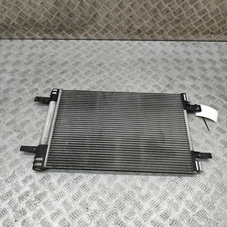 Kliimaseadme jahutusradiaator (kondensaator) 9816746580