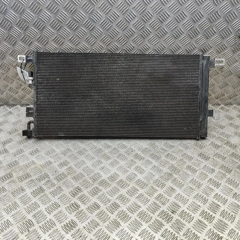Gaisa kondicioniera dzesēšanas radiators (kondensators) 4477704475