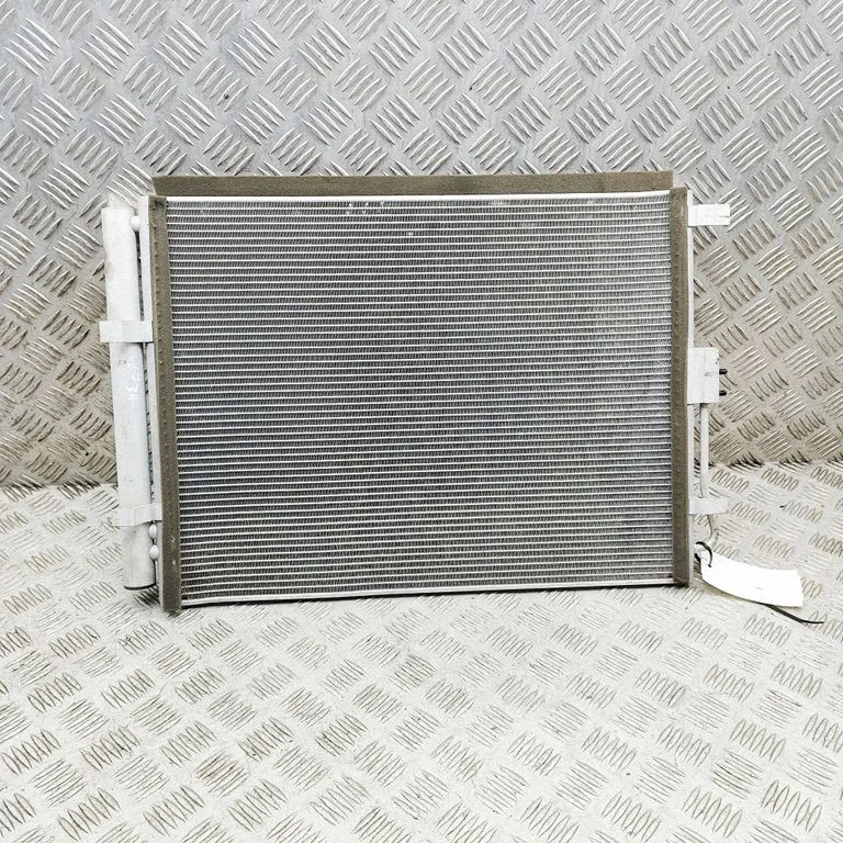 Gaisa kondicioniera dzesēšanas radiators (kondensators) 97606A5801