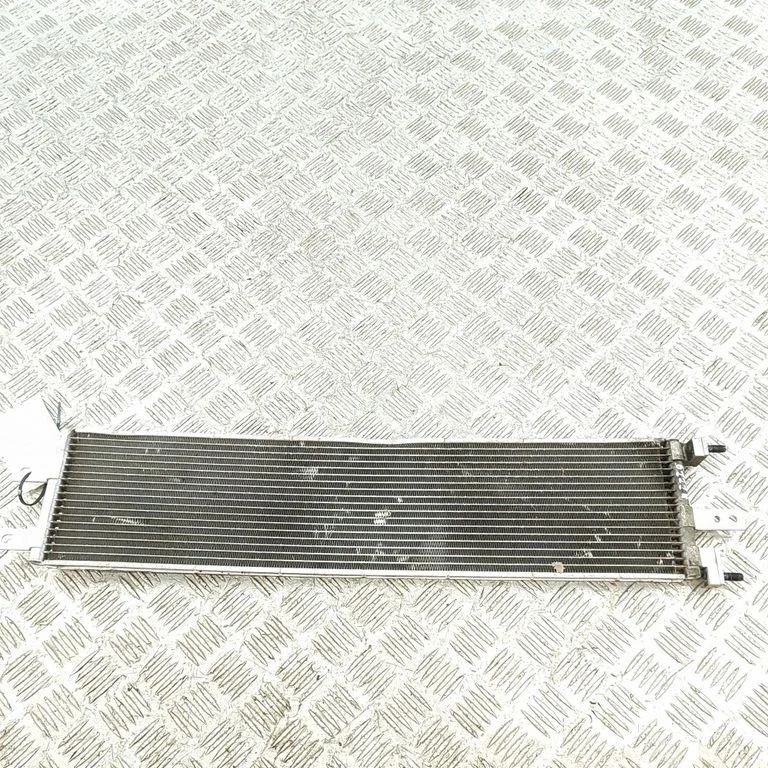 Kliimaseadme jahutusradiaator (kondensaator) 97606CV000