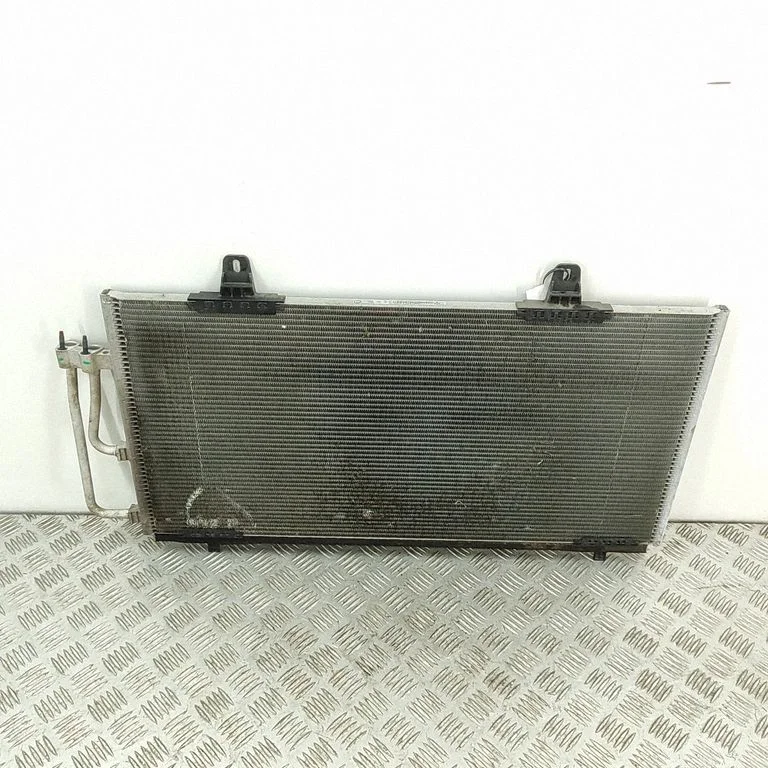 Kliimaseadme jahutusradiaator (kondensaator) 9827255780