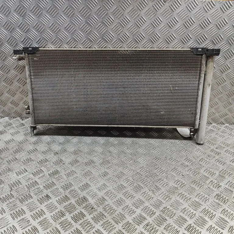 Gaisa kondicioniera dzesēšanas radiators (kondensators) 884A042040