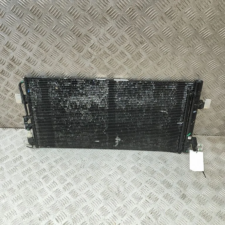 Gaisa kondicioniera dzesēšanas radiators (kondensators) 80A816411N