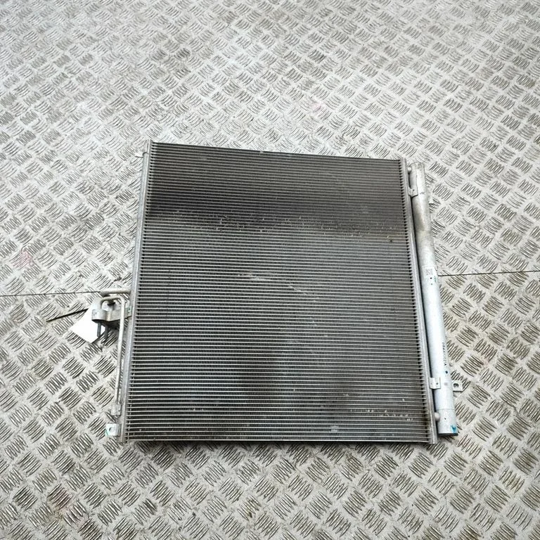 Skraplacz klimatyzacji JB3B19710AA