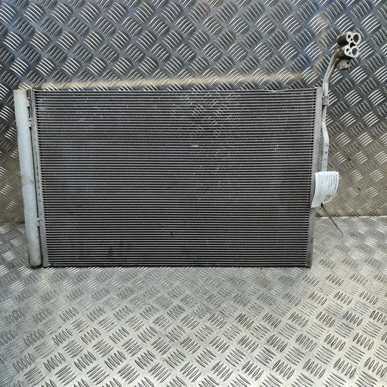 Gaisa kondicioniera dzesēšanas radiators (kondensators) 95857311102
