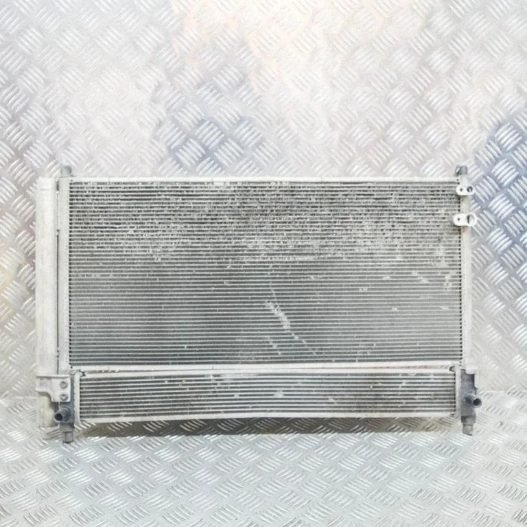 Gaisa kondicioniera dzesēšanas radiators (kondensators)