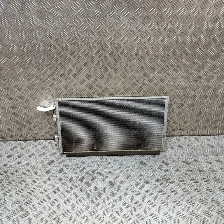 Gaisa kondicioniera dzesēšanas radiators (kondensators) 921105SH0B