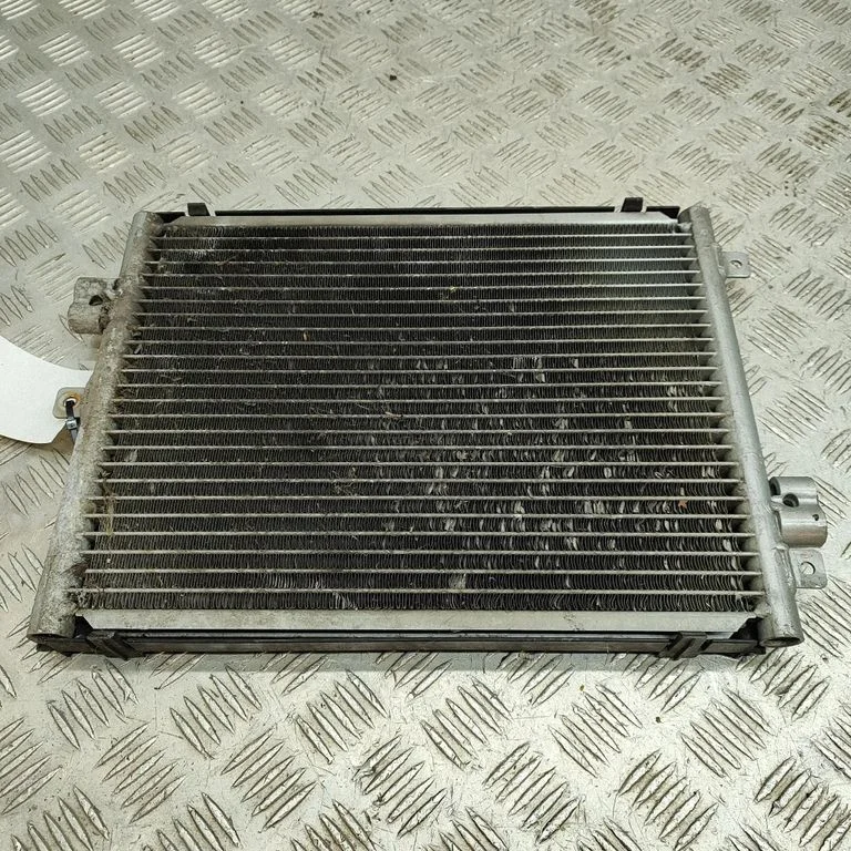Gaisa kondicioniera dzesēšanas radiators (kondensators) 99657311103