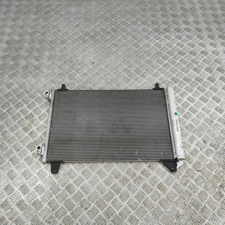 Gaisa kondicioniera dzesēšanas radiators (kondensators) 9825371480