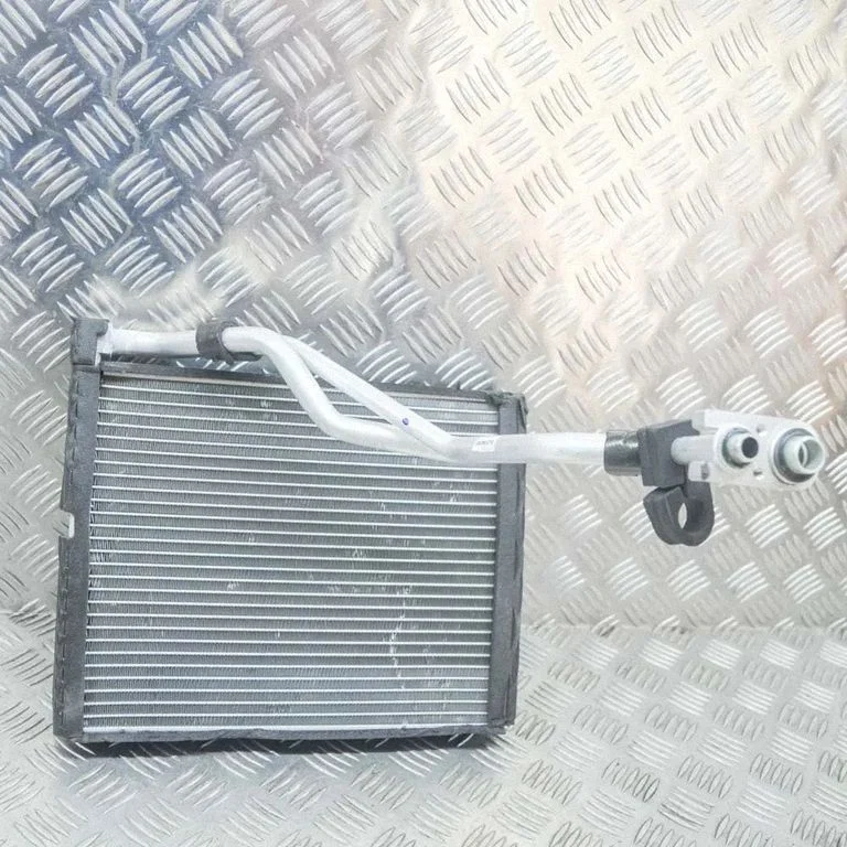 Skraplacz klimatyzacji 699409B1