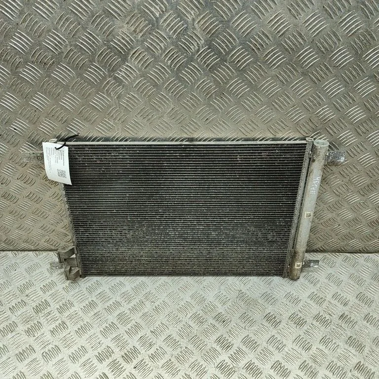 Gaisa kondicioniera dzesēšanas radiators (kondensators) 5Q0816411BC