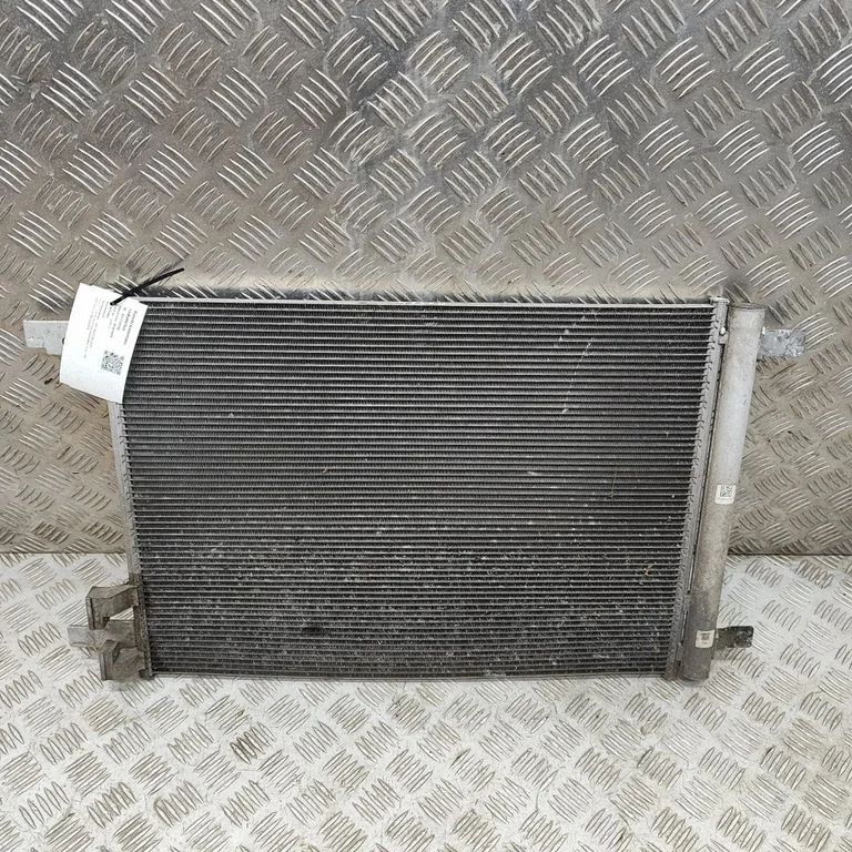 Gaisa kondicioniera dzesēšanas radiators (kondensators) 5Q0816411BQ