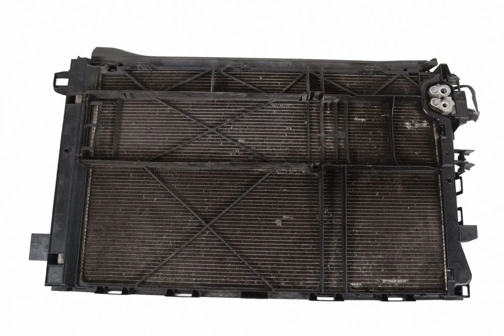 Gaisa kondicioniera dzesēšanas radiators (kondensators) A4478350070