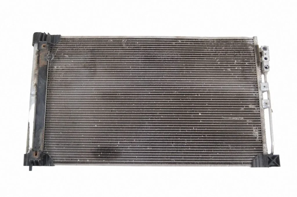Gaisa kondicioniera dzesēšanas radiators (kondensators) 921004GCOA