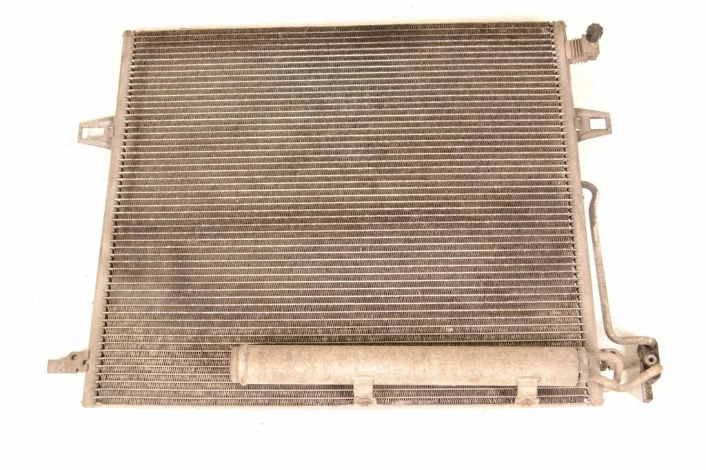 Gaisa kondicioniera dzesēšanas radiators (kondensators) – Mercedes-Benz R klase W251 (2005-2013)