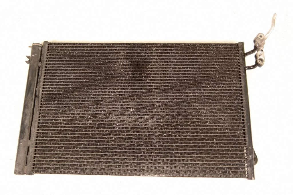 Gaisa kondicioniera dzesēšanas radiators (kondensators) 64539169791