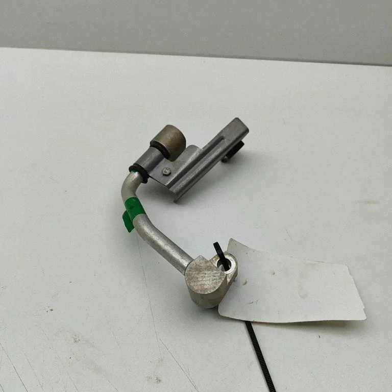 Przewody klimatyzacji SA3HLU8108220