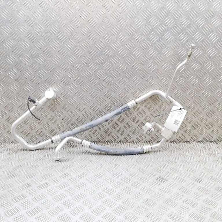 Air conditioning (A/C) pipe/hose 1N3816739