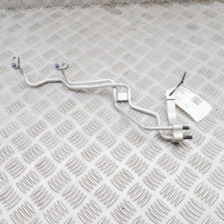 Air conditioning (A/C) pipe/hose 97761CV000