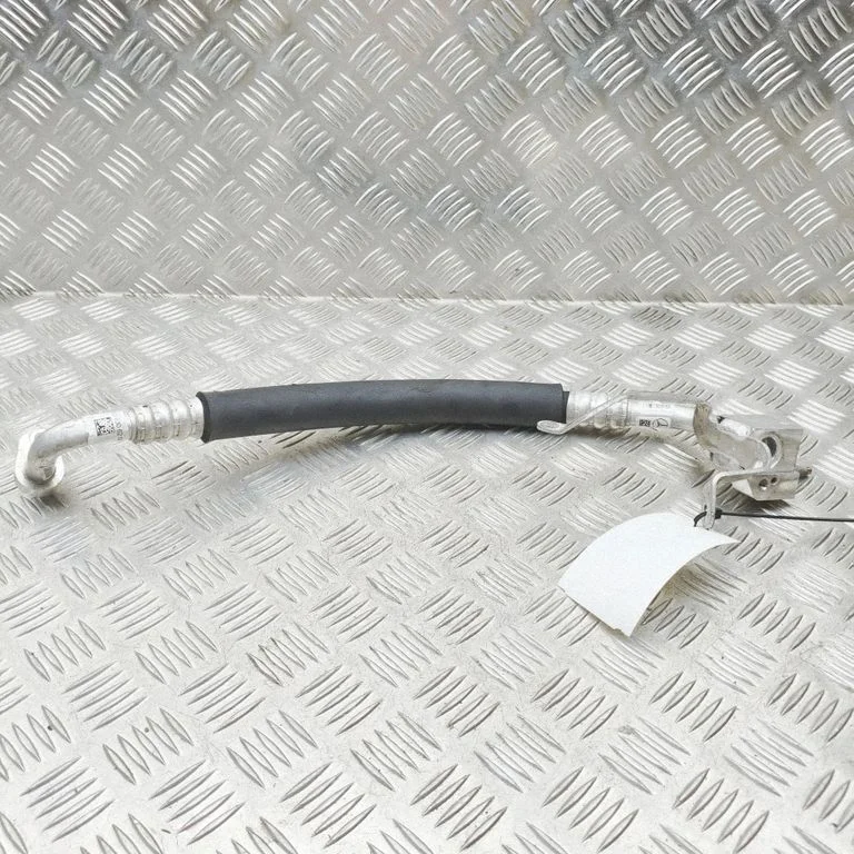 Gaisa kondicioniera caurule (-es)/šļūtene (-es) A2438306200