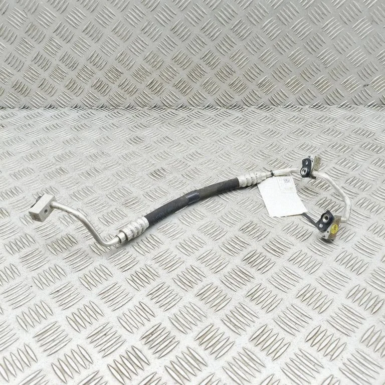 Air conditioning (A/C) pipe/hose 1EA816523E