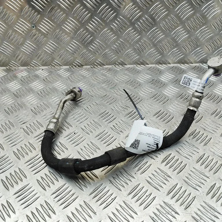 Air conditioning (A/C) pipe/hose 8W0816721D