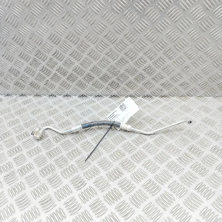 Air conditioning (A/C) pipe/hose SA3HJ8108310