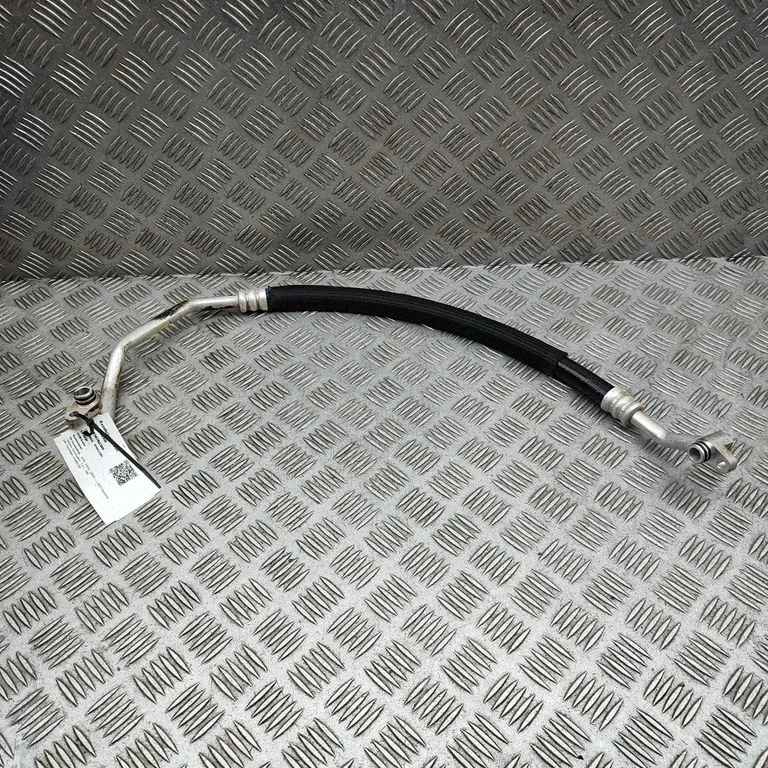 Air conditioning (A/C) pipe/hose SA3HJU8108110
