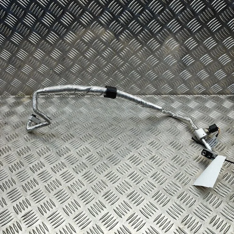 Air conditioning (A/C) pipe/hose – Volkswagen ID.7 (2023-)