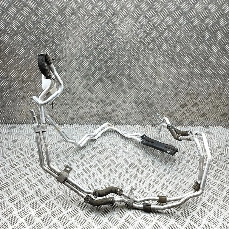 Gaisa kondicioniera caurule (-es)/šļūtene (-es) 9Y0121611