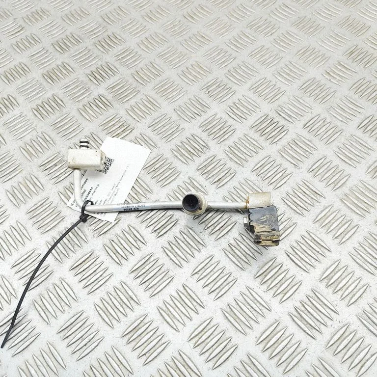 Air conditioning (A/C) pipe/hose SA3HJ8108310